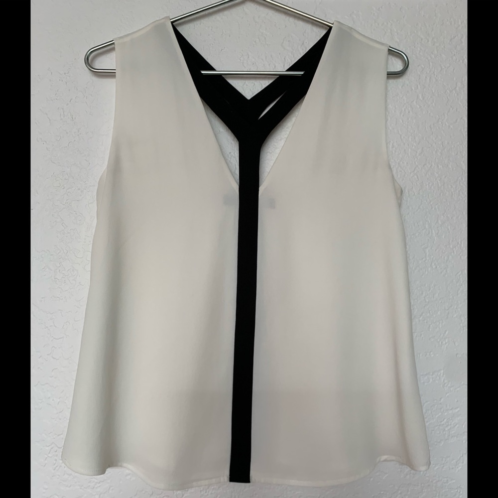 BCBG MAXAZRIA Sleeveless Blouse XXS